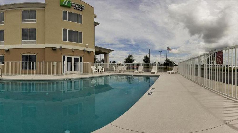 Holiday Inn Express Hotel & Suites Brooksville West, An Ihg Hotel Exterior foto